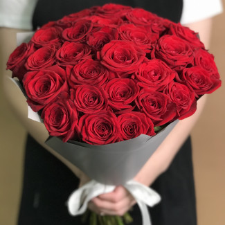 Букеты из роз Букет из 31 розы (50 см)